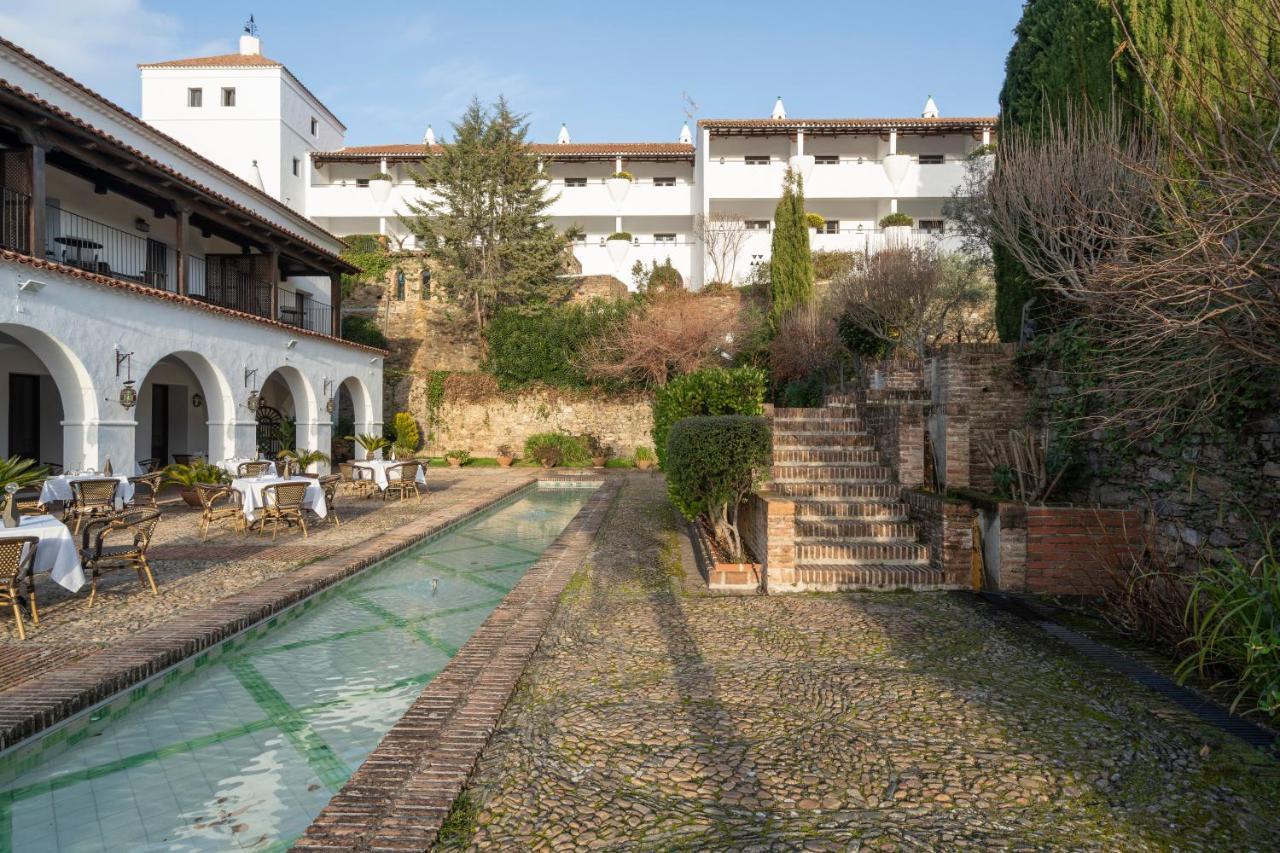 Parador de Guadalupe Hotel Guadalupe  Bagian luar foto