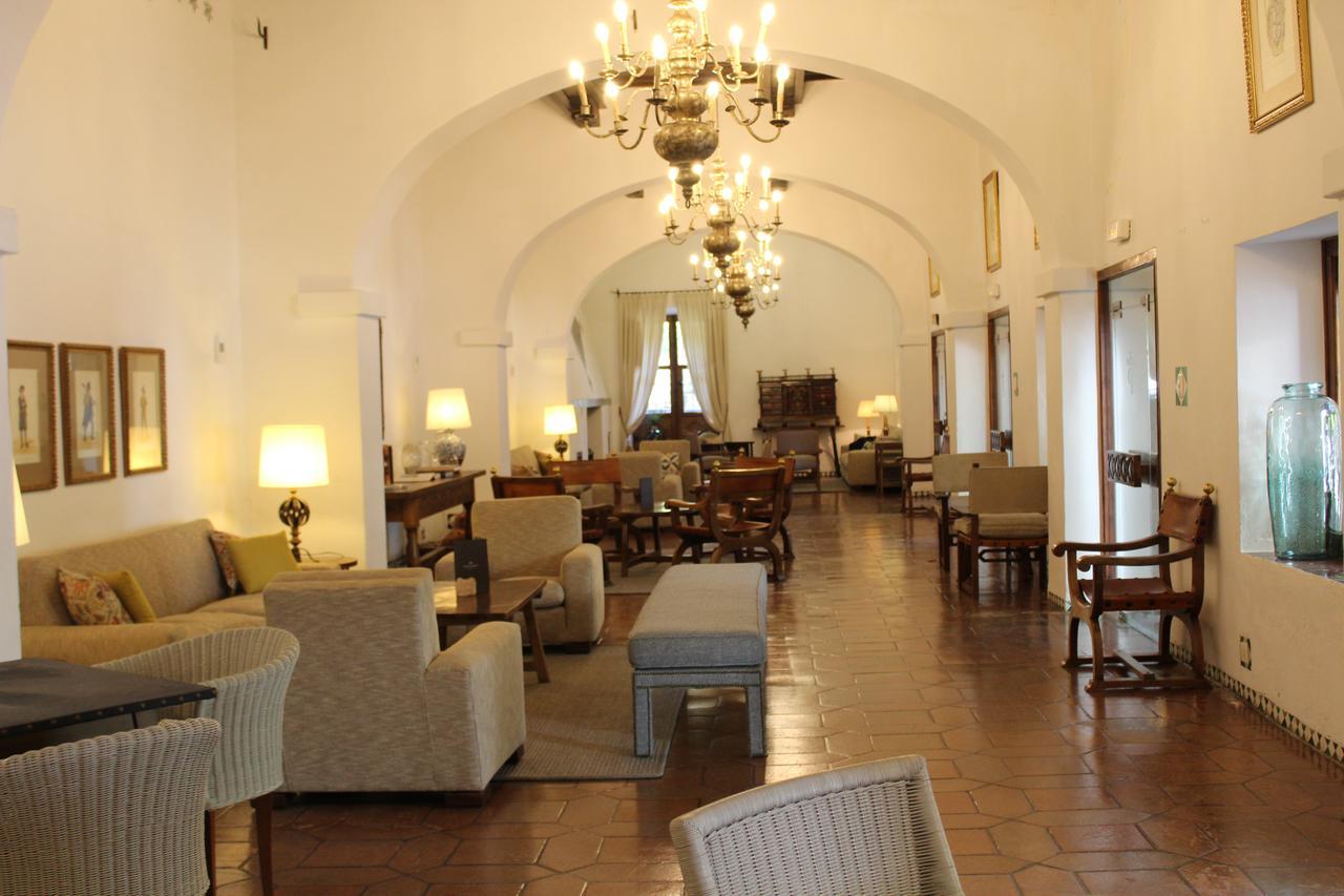 Parador de Guadalupe Hotel Guadalupe  Bagian luar foto