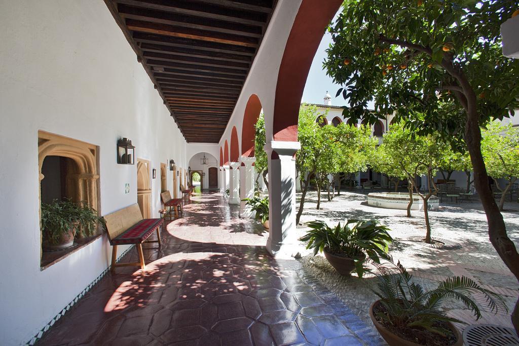 Parador de Guadalupe Guadalupe  Bagian luar foto