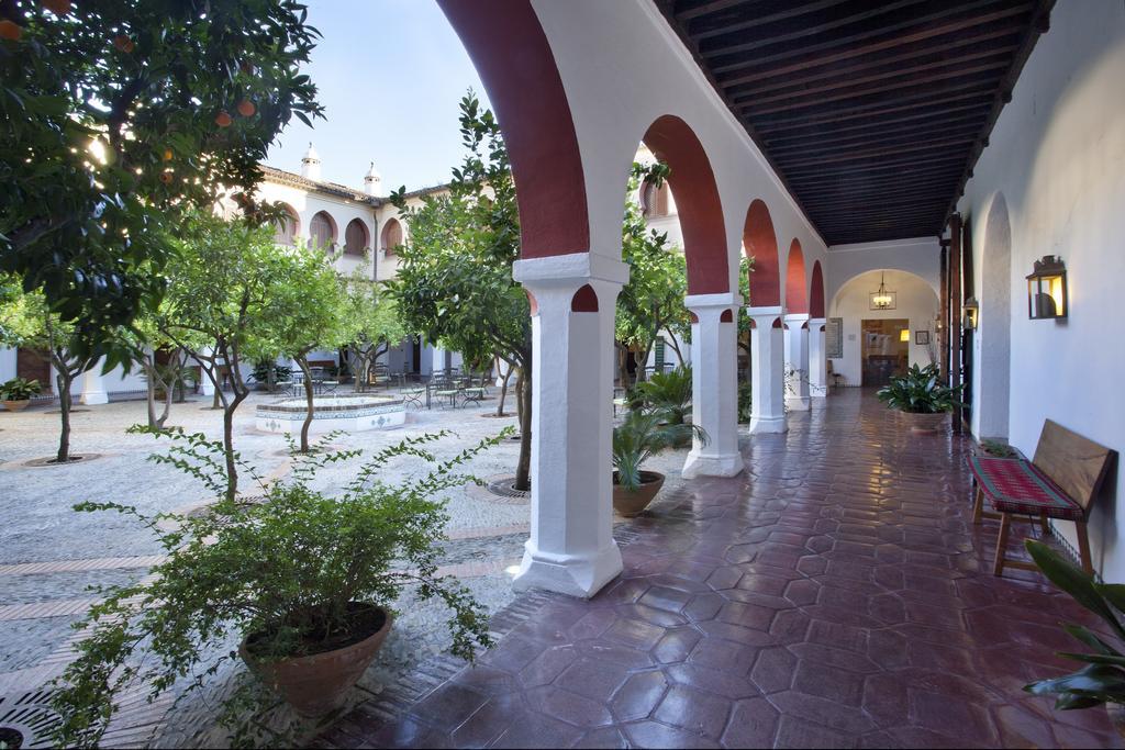 Parador de Guadalupe Guadalupe  Bagian luar foto